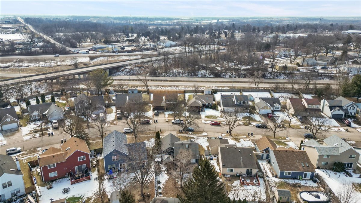 1182 Concord Dr Elgin, IL 60120