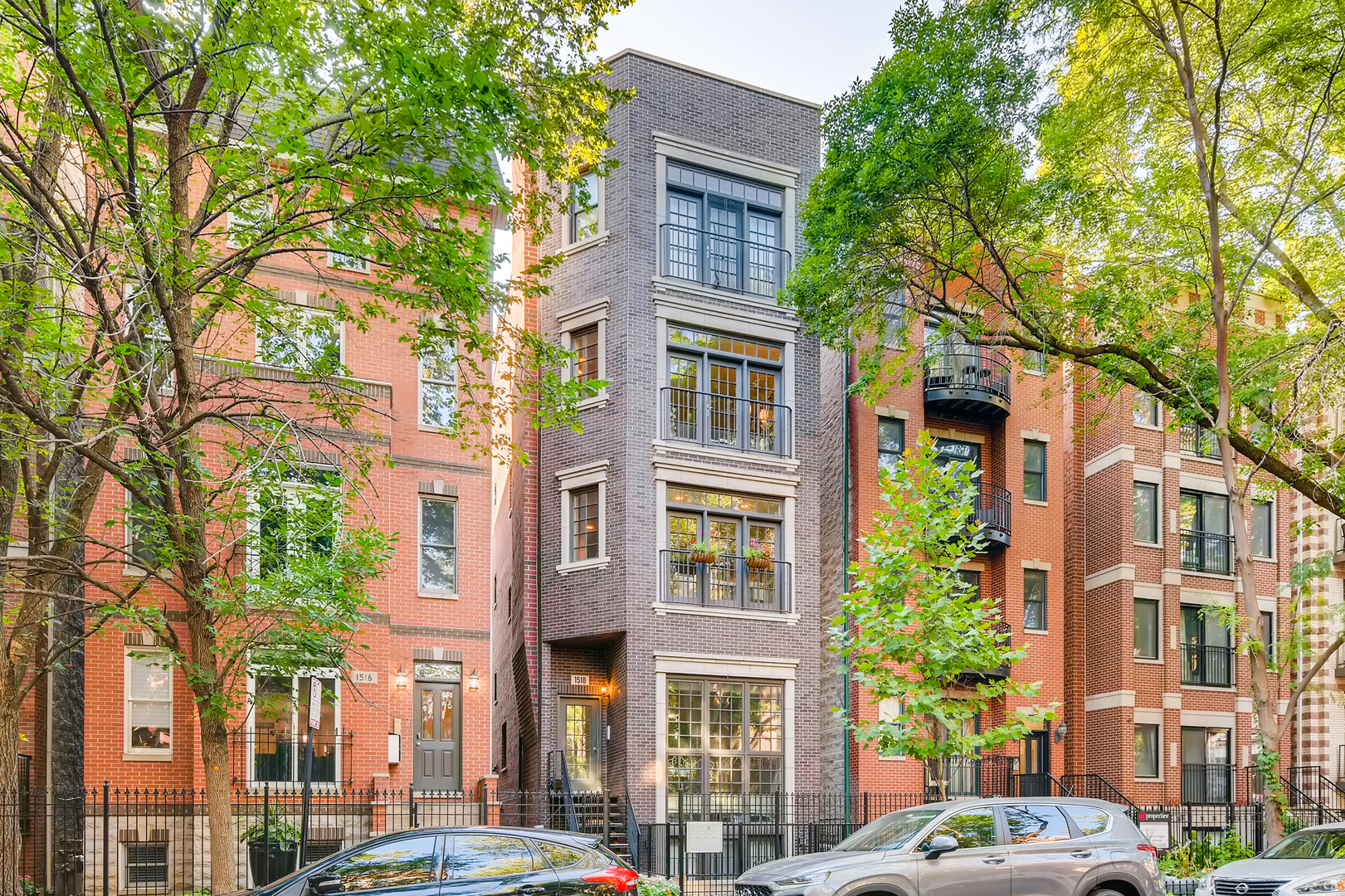 1518 N Hudson Ave #3