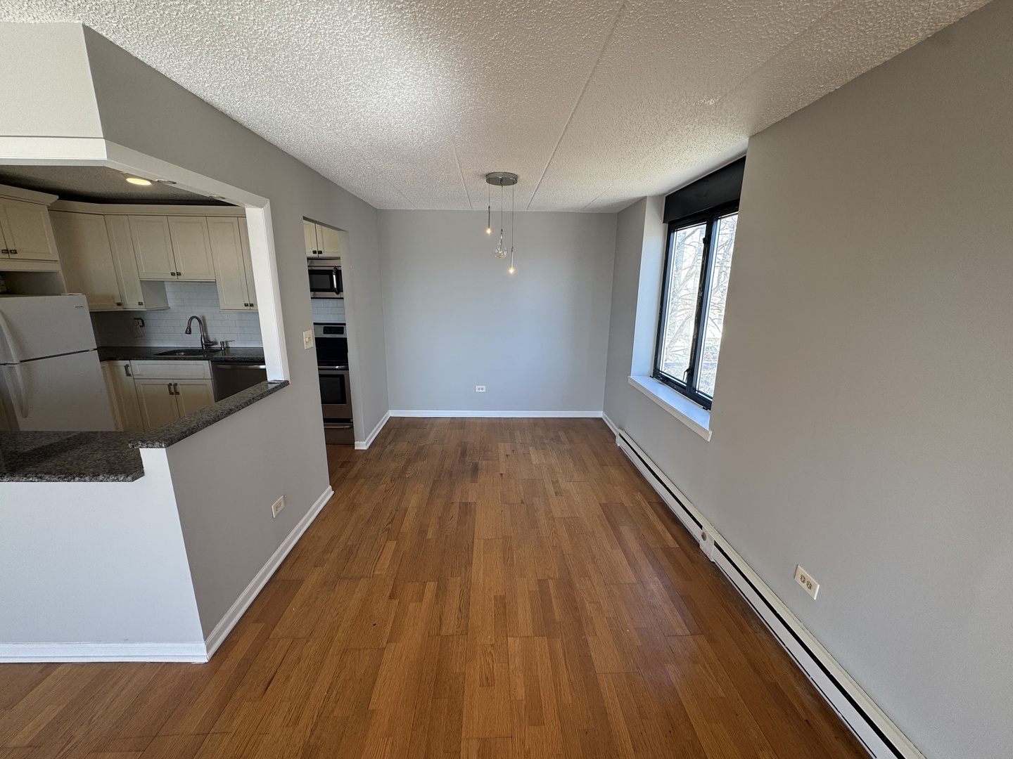 9128 W Ter Dr #3M Niles, IL 60714