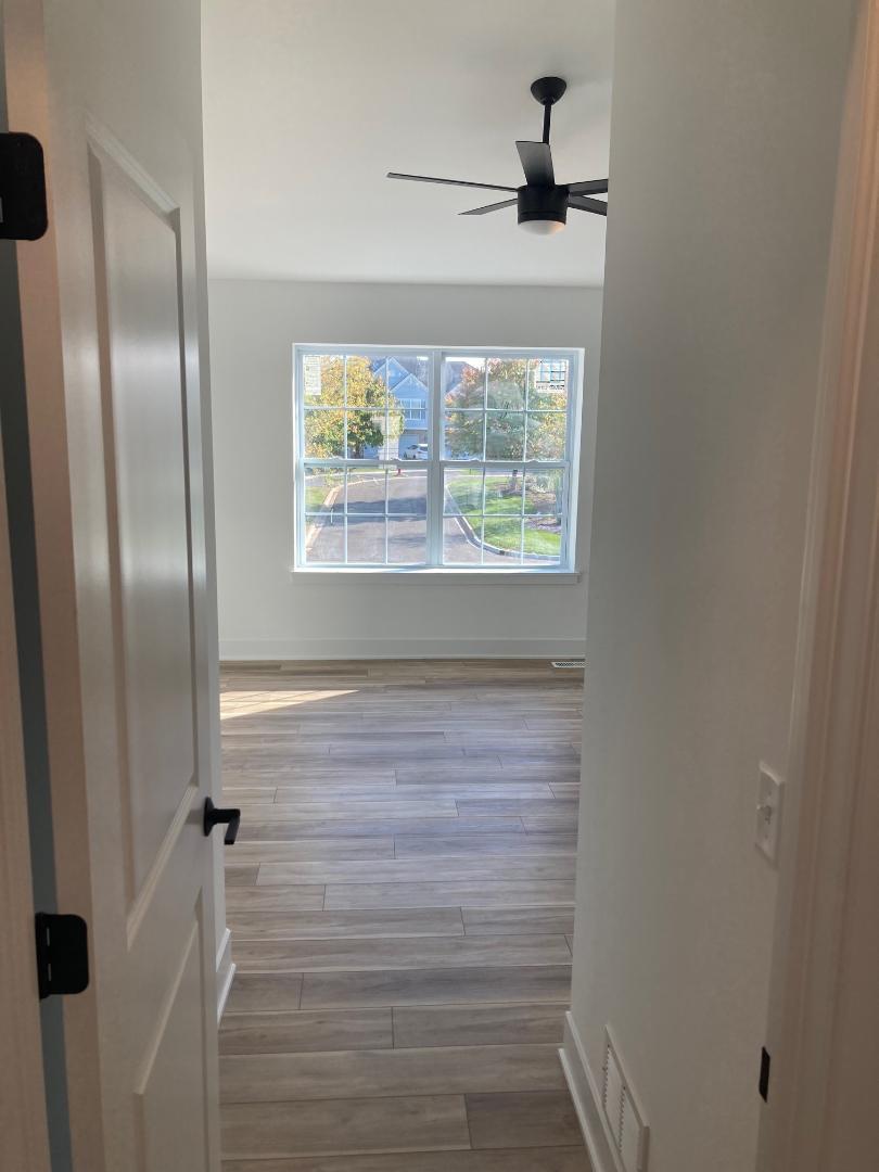 933 Saddle Rdg Dr Joliet, IL 60432