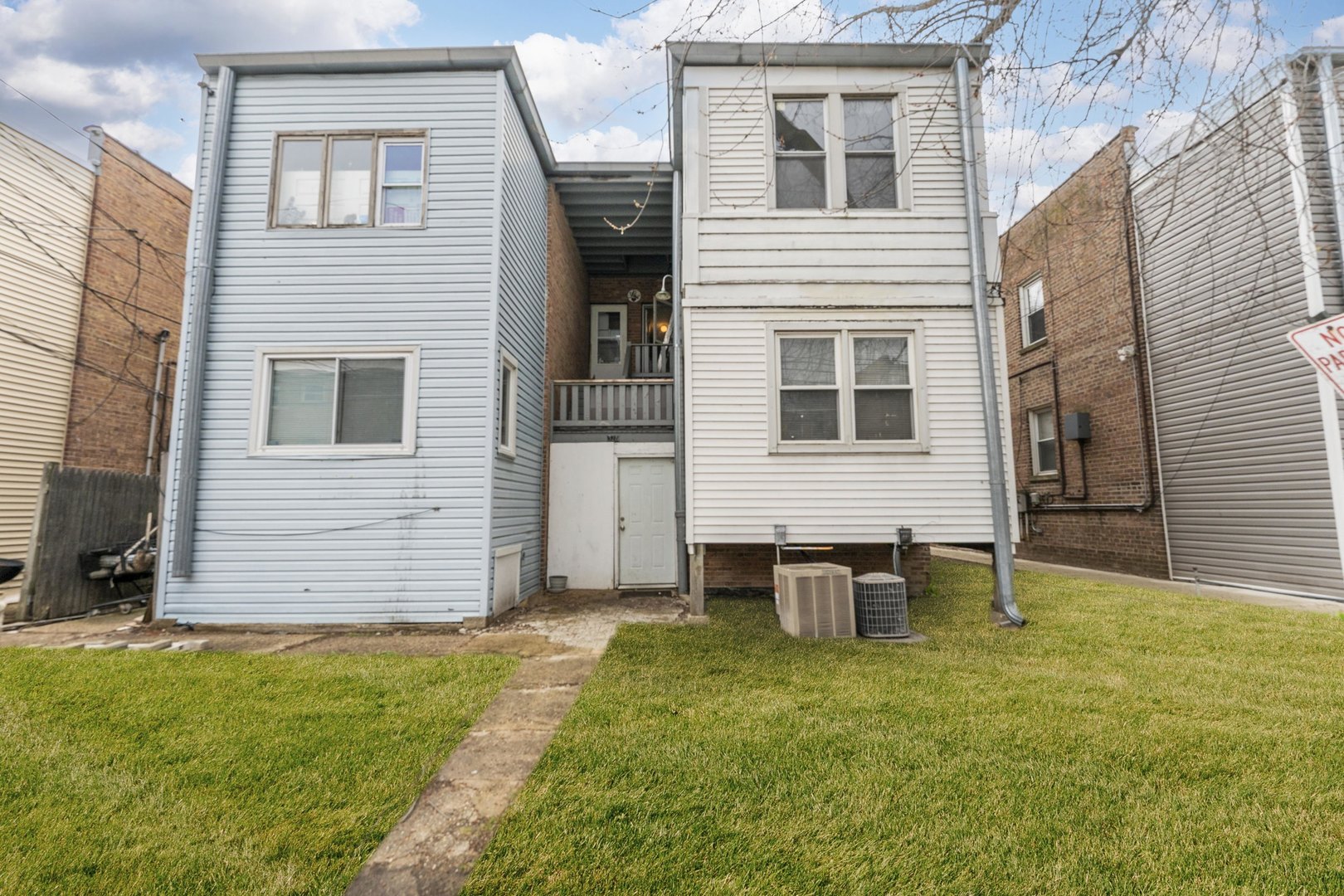 328 Callan Ave #2S Evanston, IL 60202