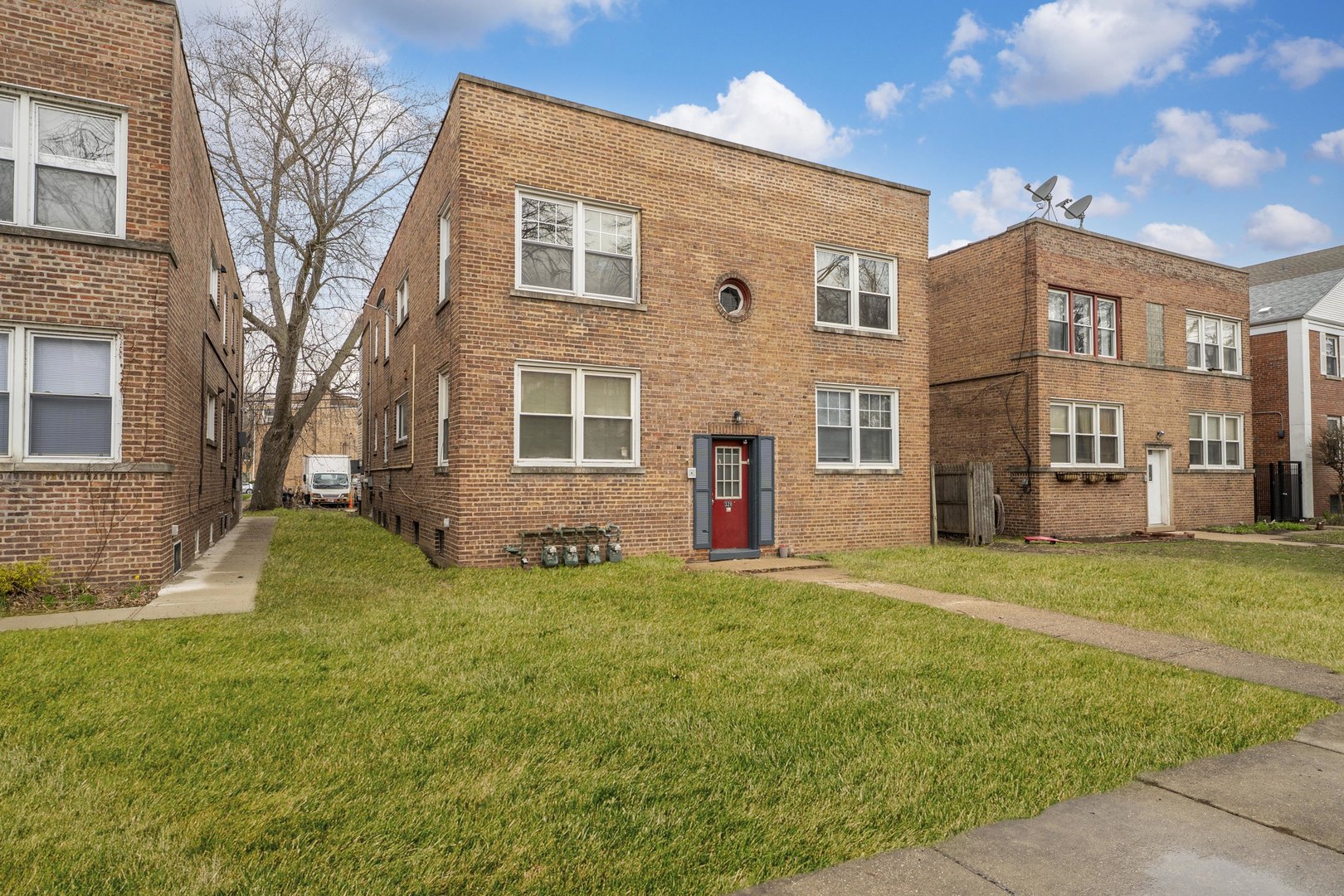 328 Callan Ave #2S Evanston, IL 60202
