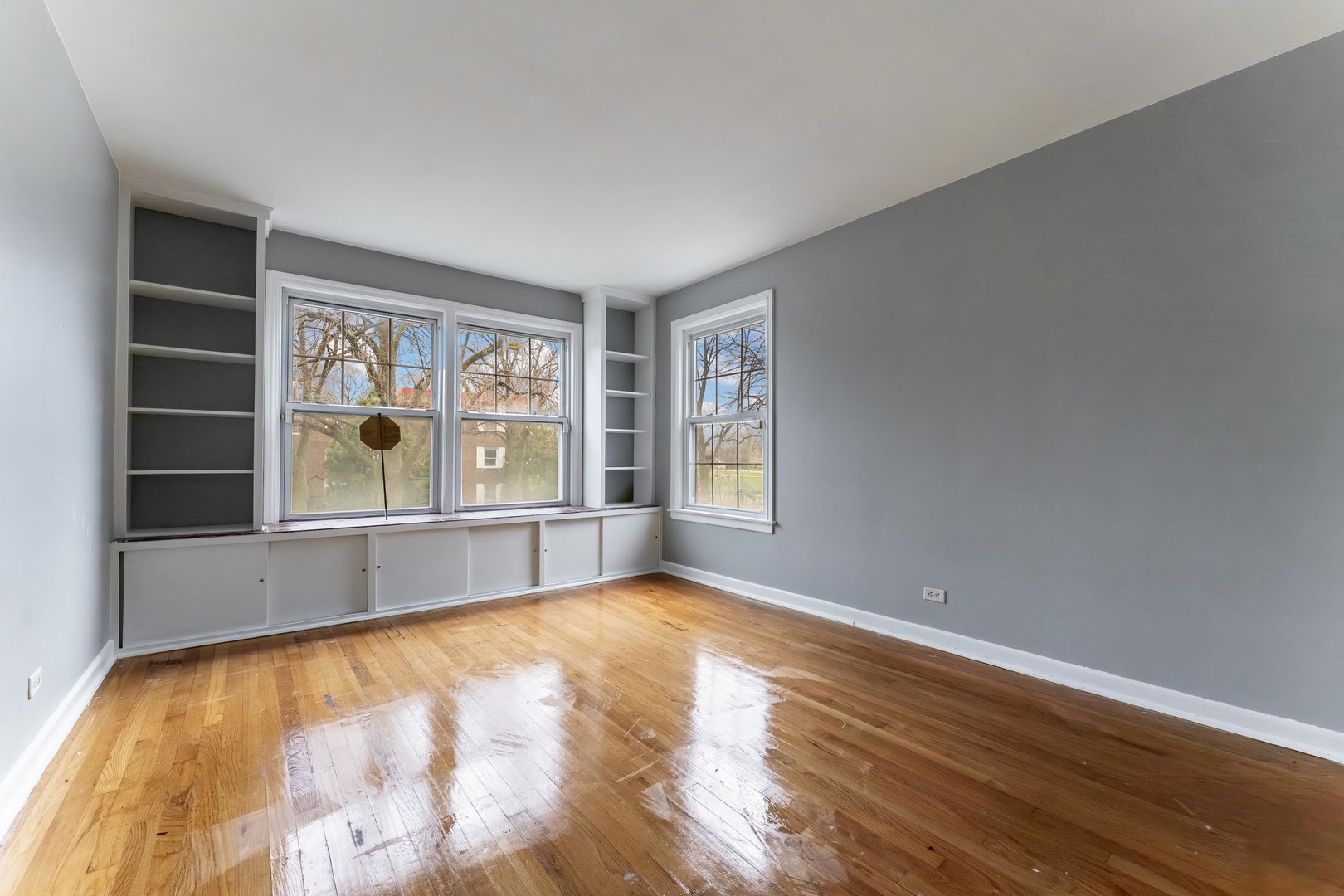 328 Callan Ave #2S Evanston, IL 60202