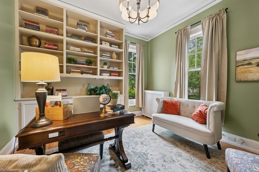 1335 Asbury Ave Evanston, IL 60201