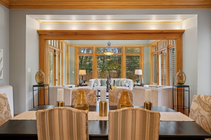 1335 Asbury Ave Evanston, IL 60201