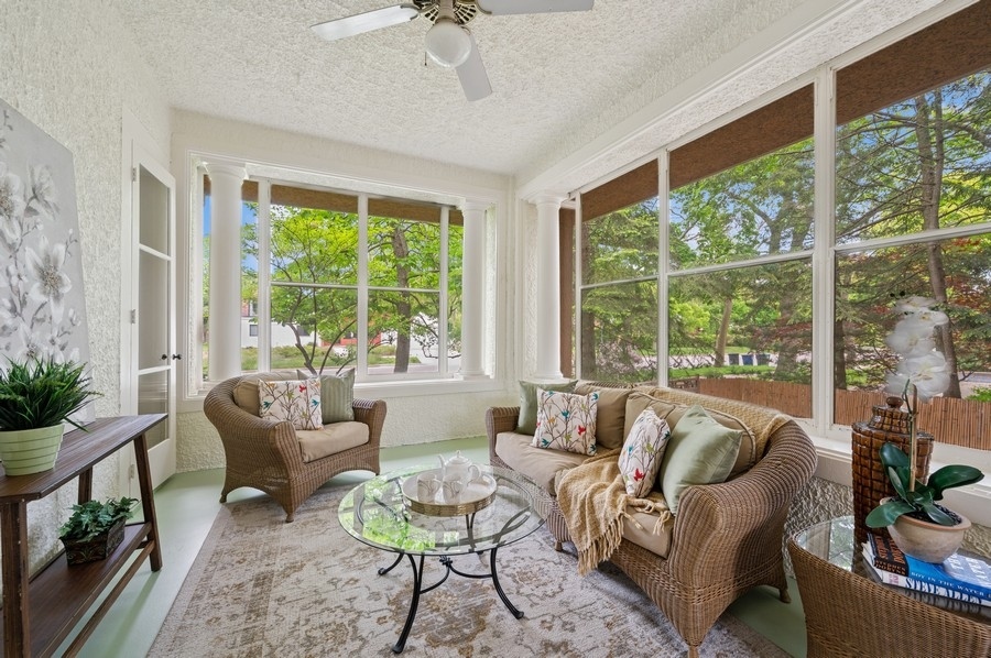 1335 Asbury Ave Evanston, IL 60201