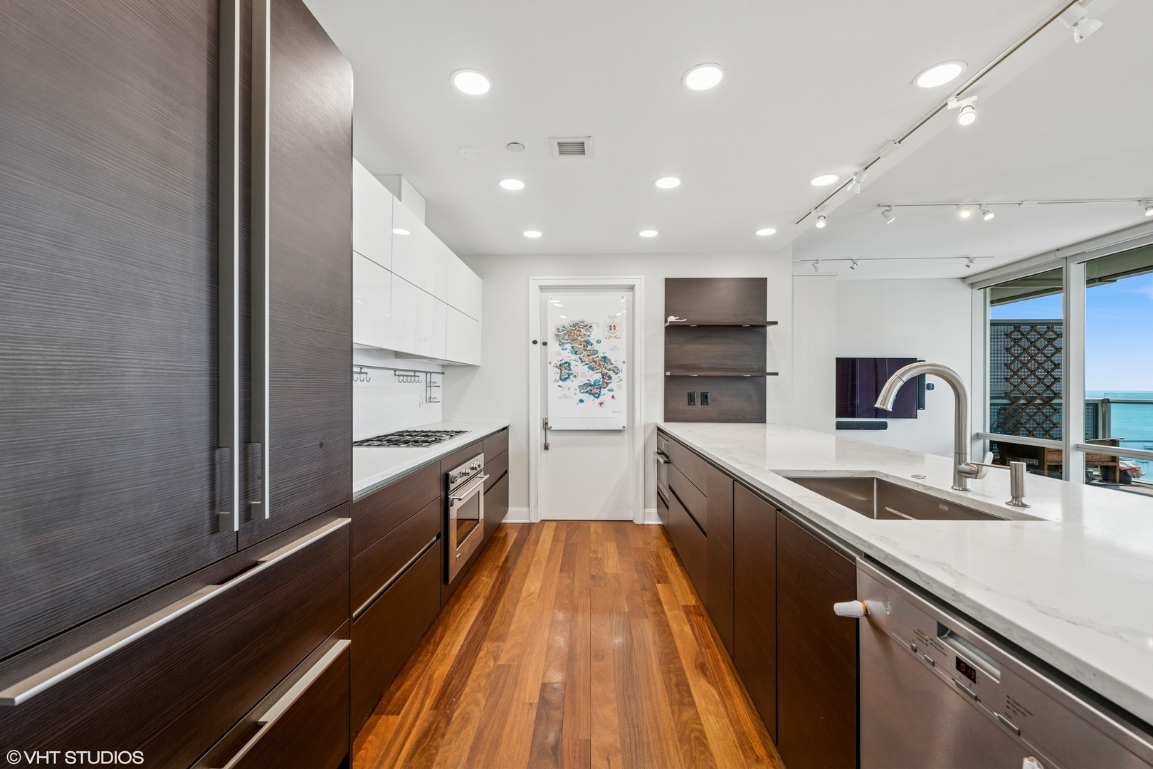 340 E Randolph St #2103 Chicago, IL 60601