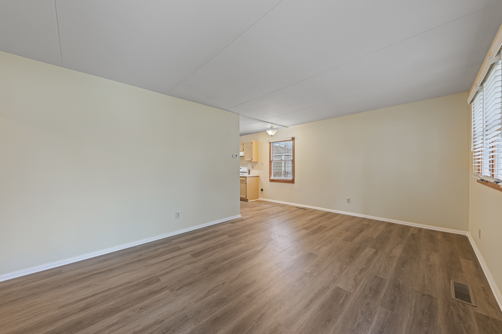 305 Saint Jude Ave Joliet, IL 60436