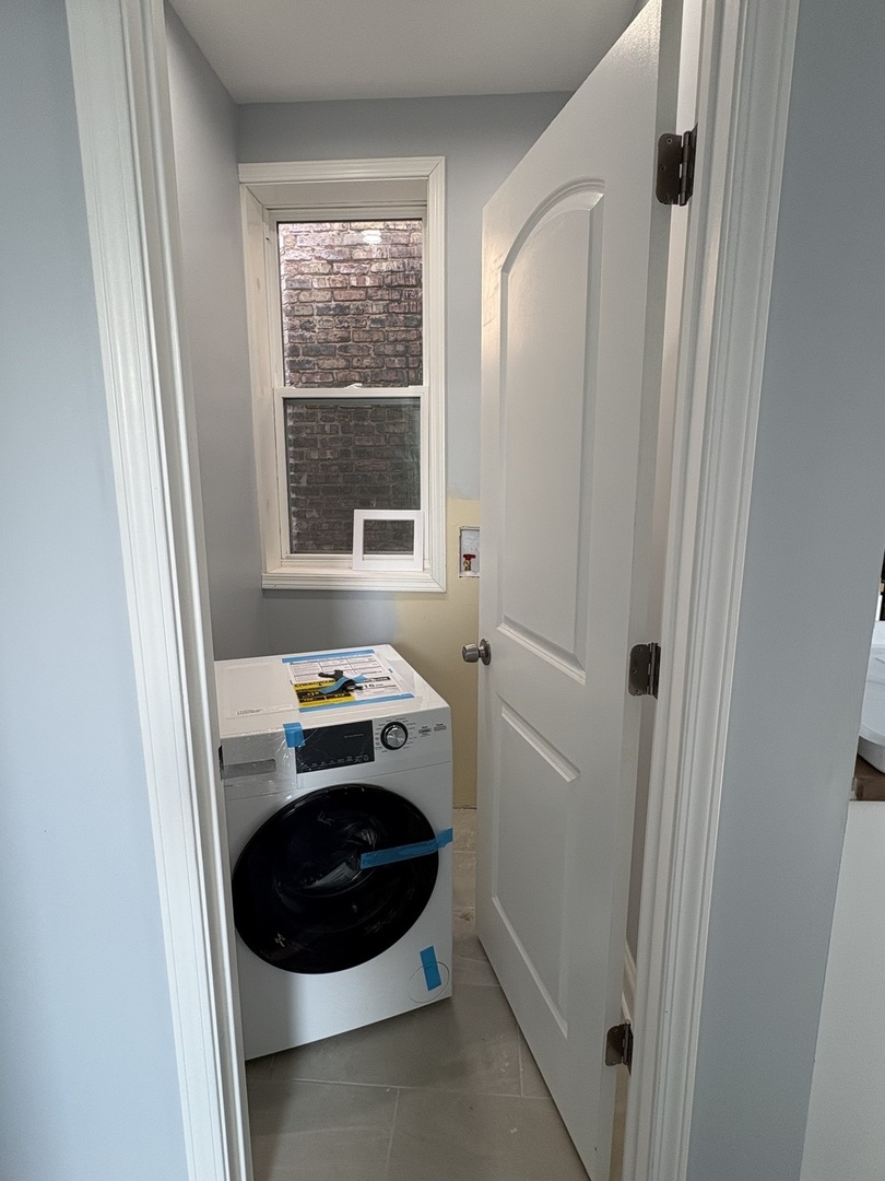 6433 S Vernon Ave #1 Chicago, IL 60637