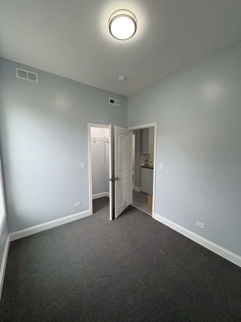 6433 S Vernon Ave #1 Chicago, IL 60637