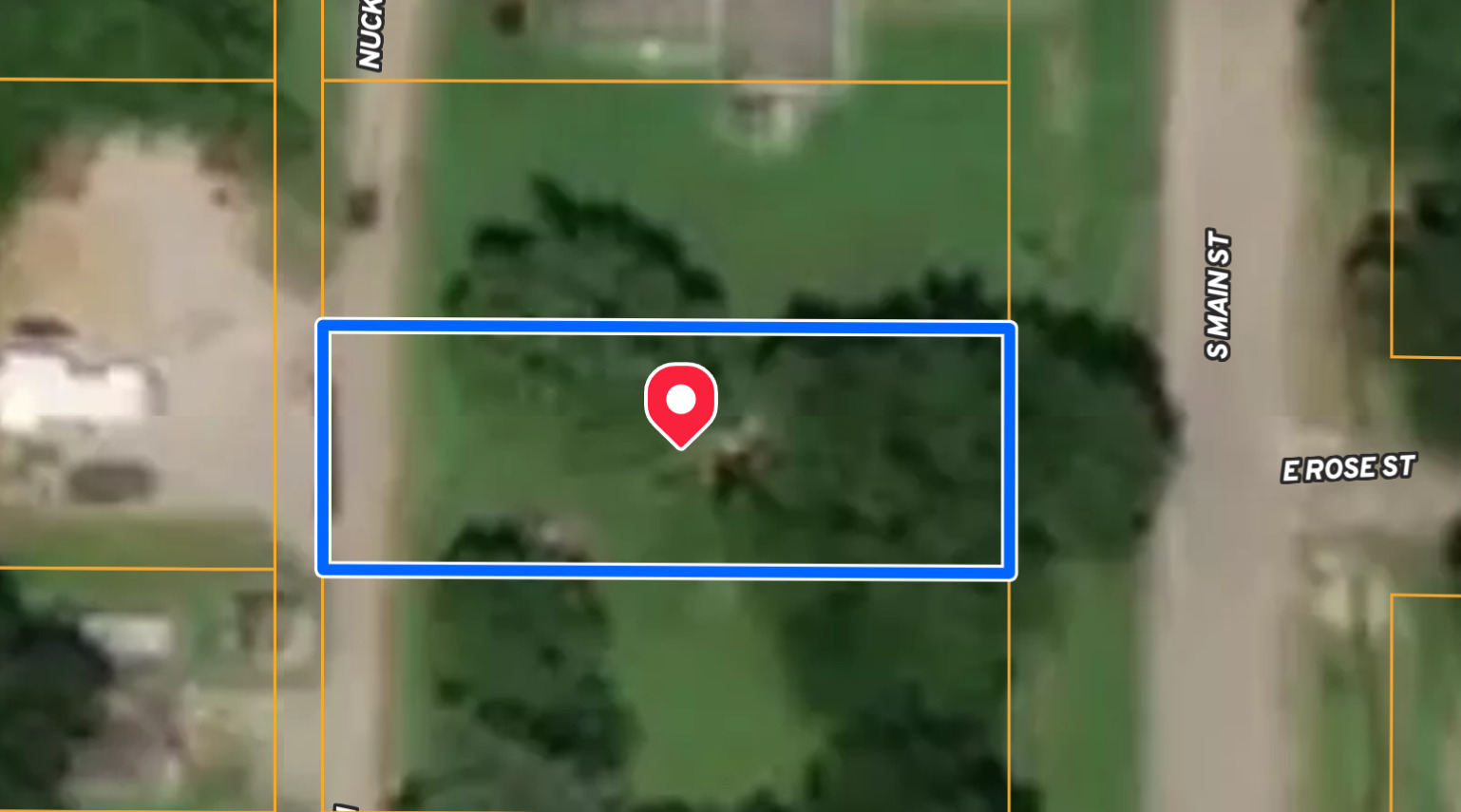 420 S MAIN St Grayville, IL 62844