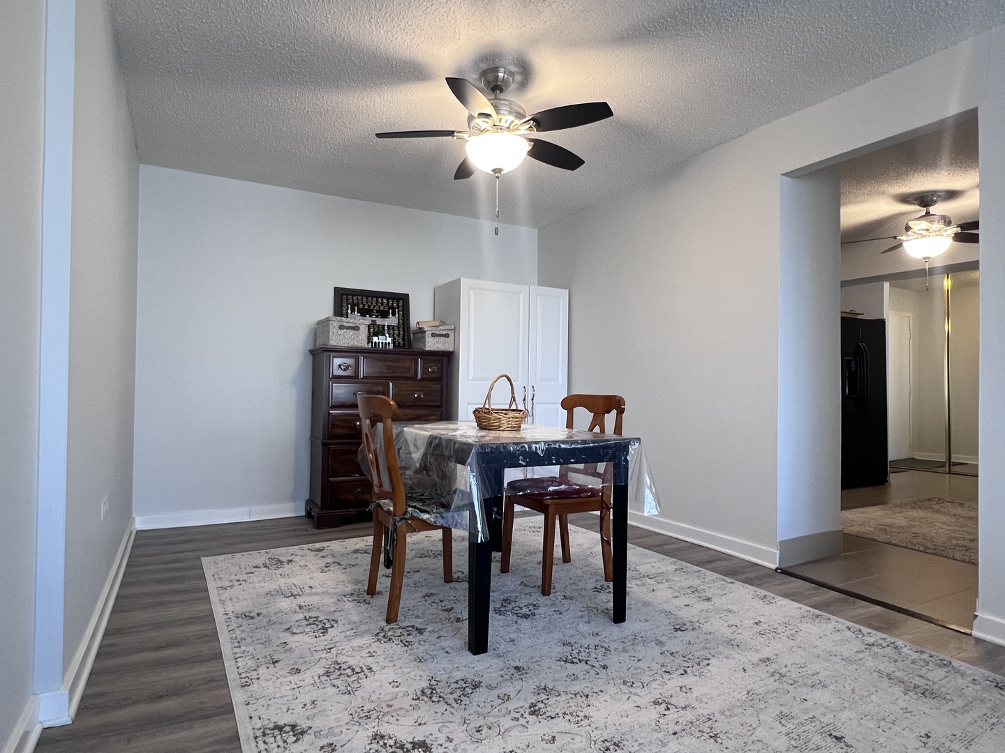 8809 Golf Rd #7H Niles, IL 60714