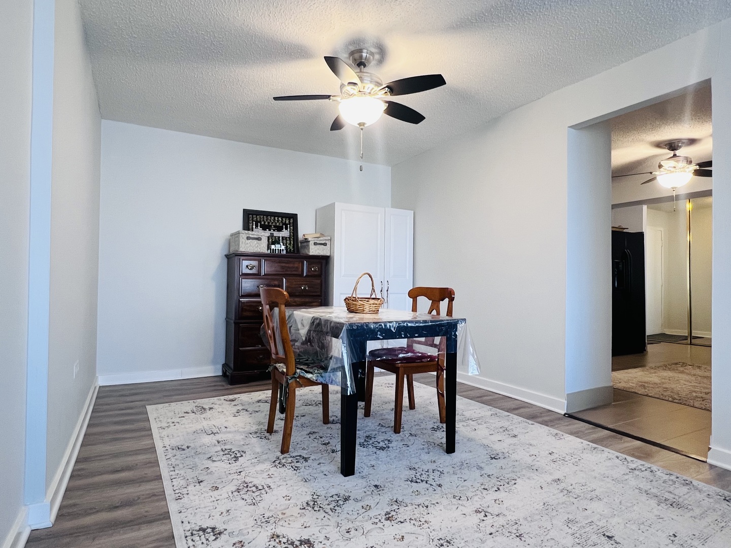 8809 Golf Rd #7H Niles, IL 60714