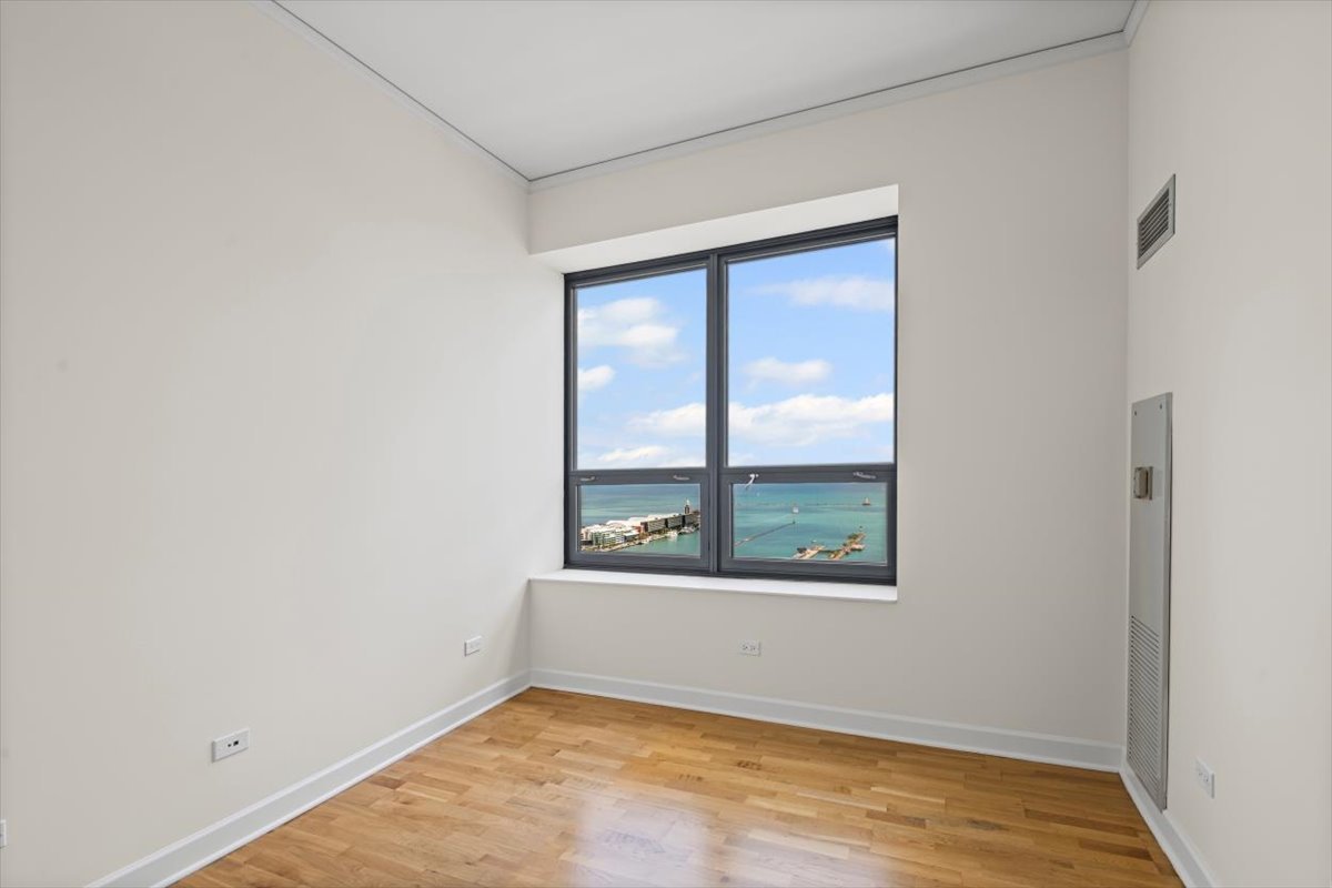 450 E Waterside Dr #2903 Chicago, IL 60601