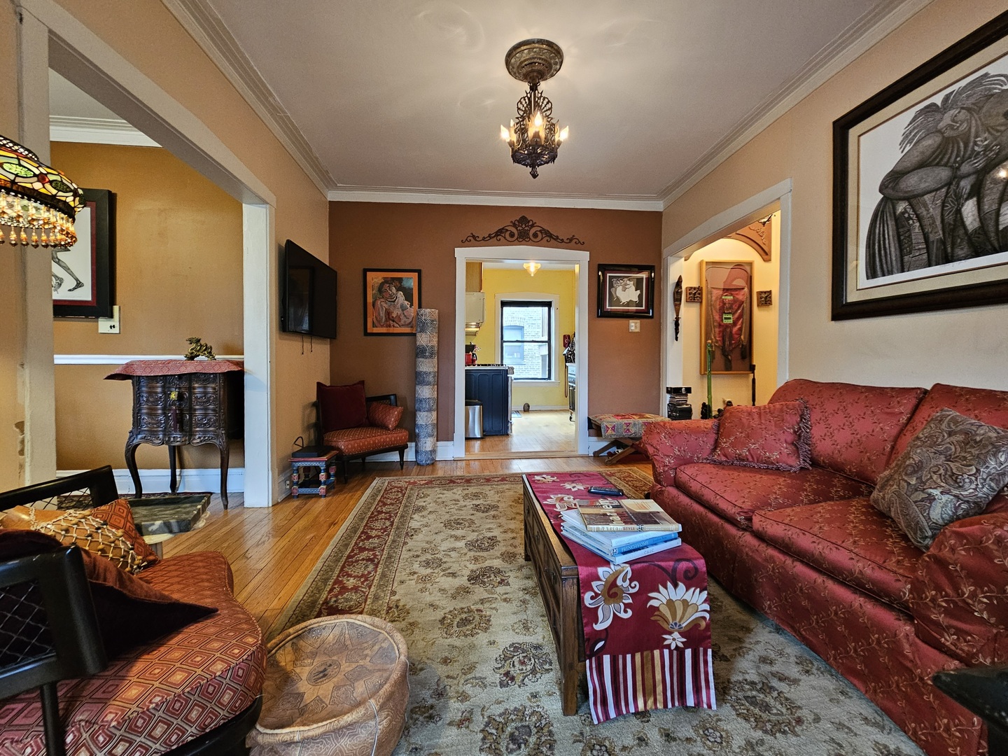 924 Wesley Ave #2 Oak Park, IL 60304