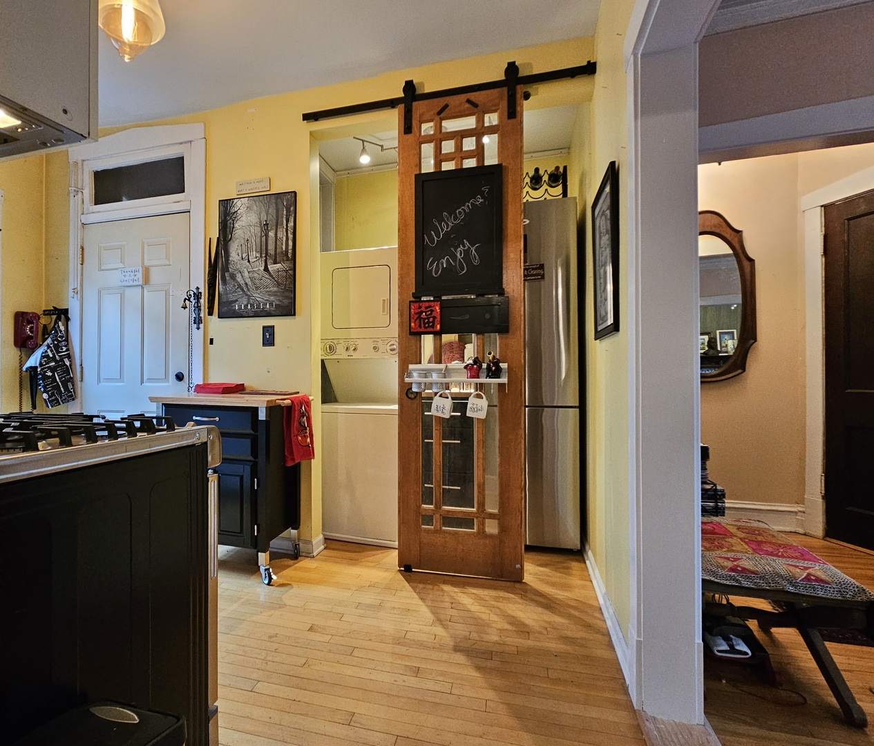 924 Wesley Ave #2 Oak Park, IL 60304