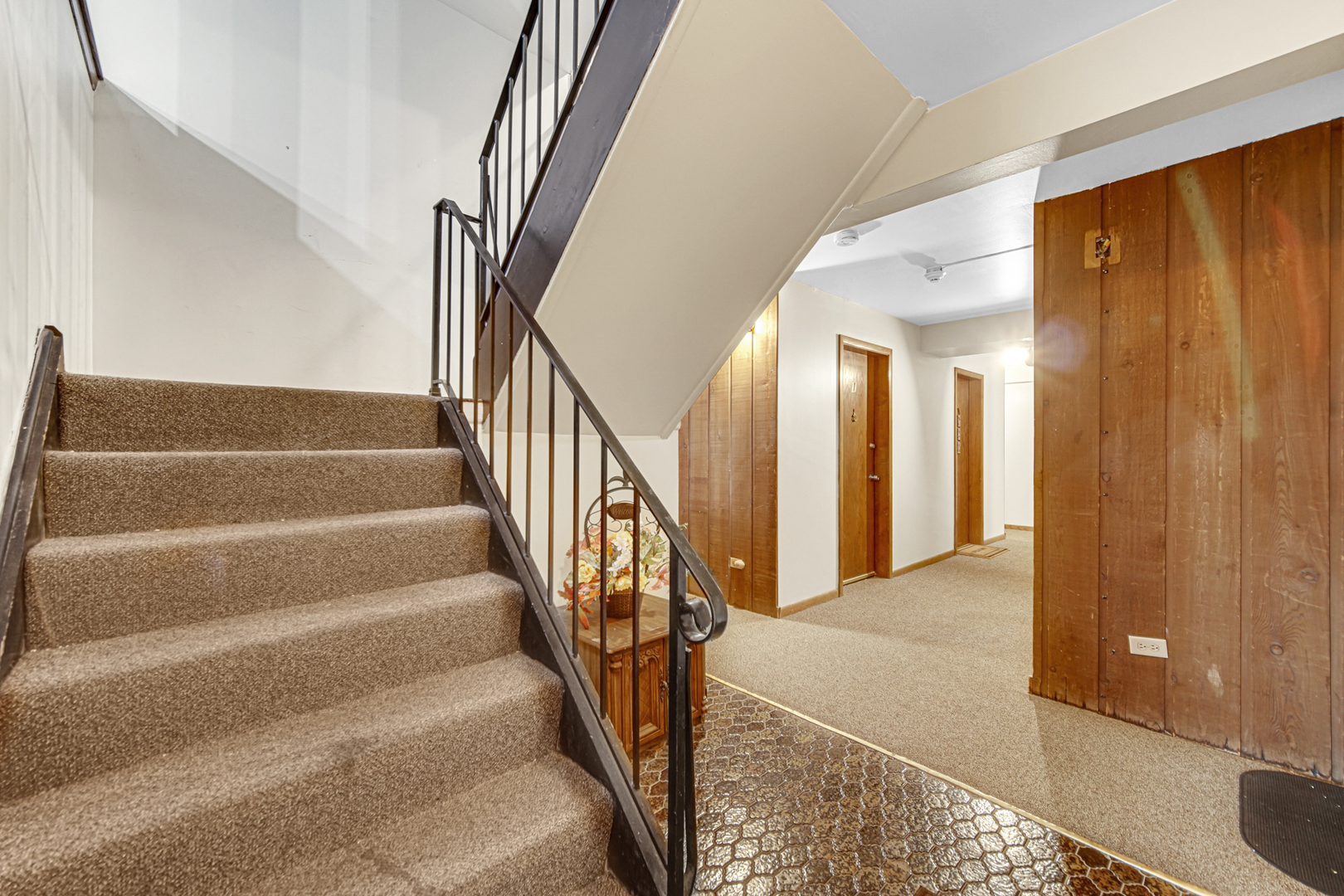 903 Elder Rd #7 Homewood, IL 60430