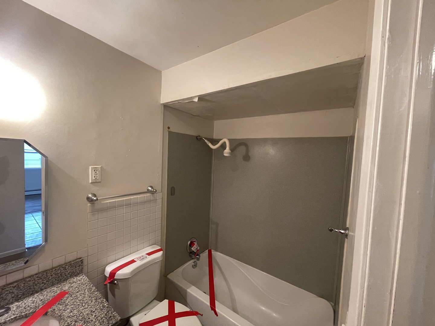 156 Asbury Ave #5 Evanston, IL 60202