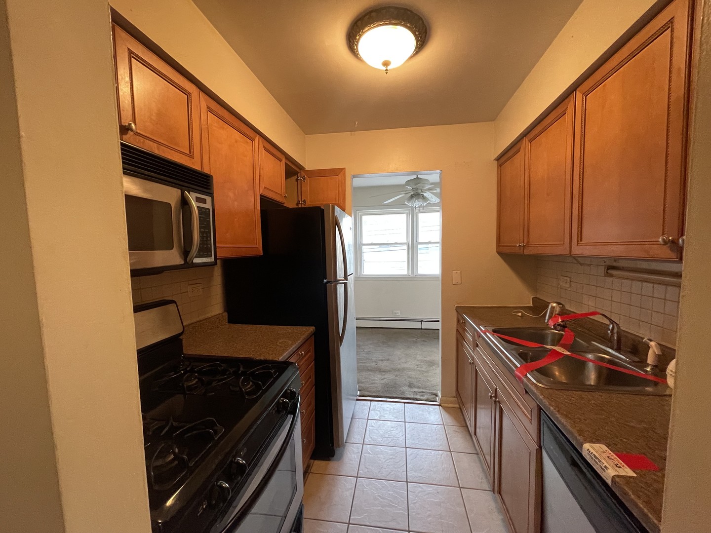 156 Asbury Ave #5 Evanston, IL 60202