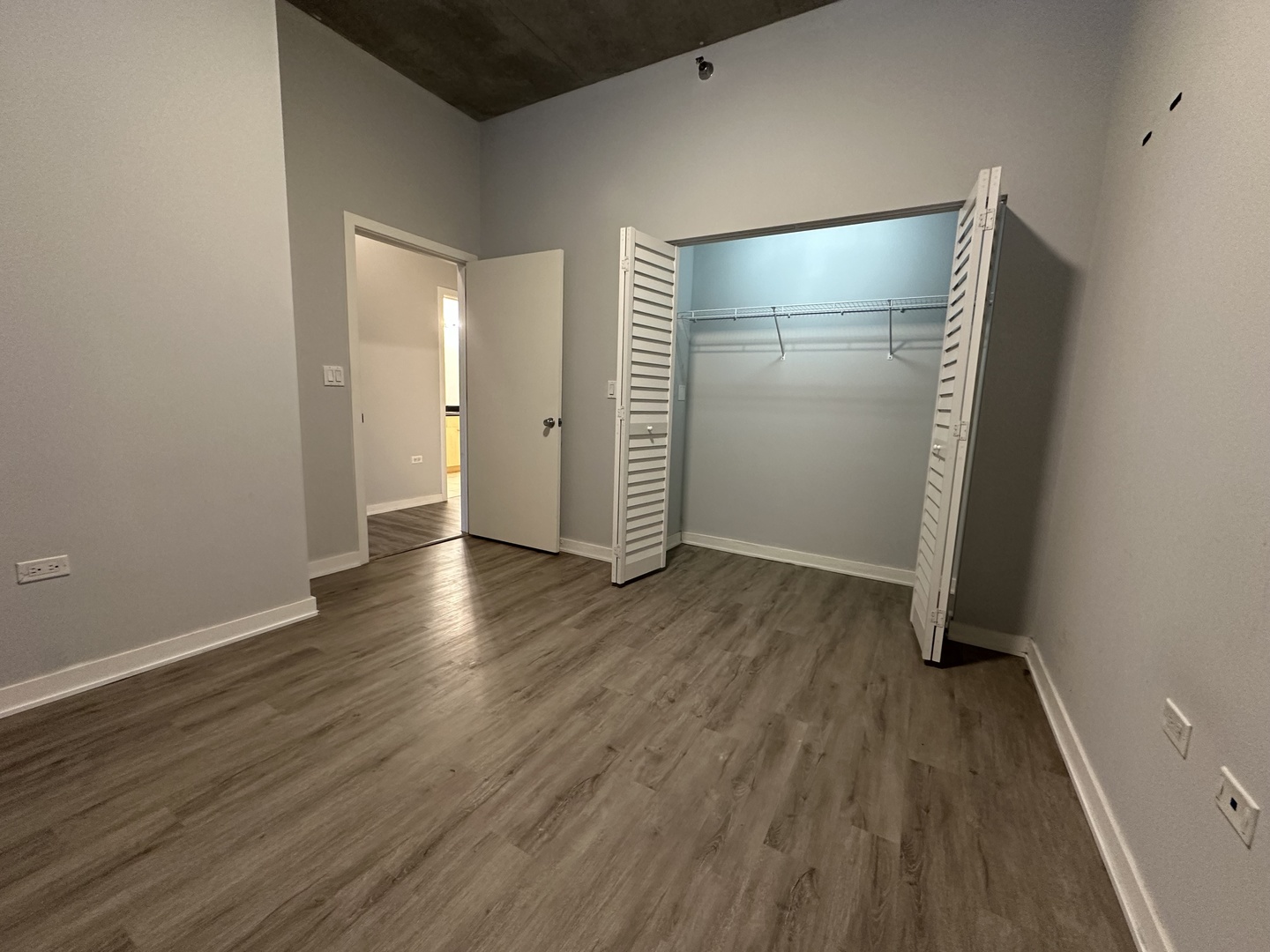 235 W Van Buren St #1804 Chicago, IL 60607