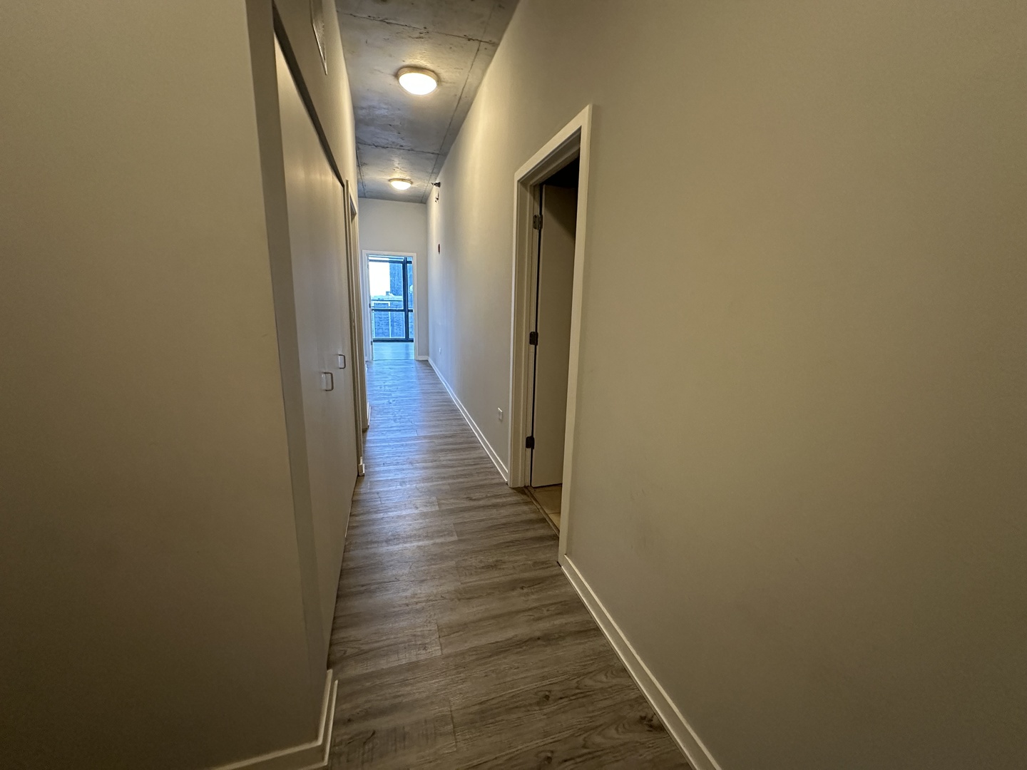 235 W Van Buren St #1804 Chicago, IL 60607