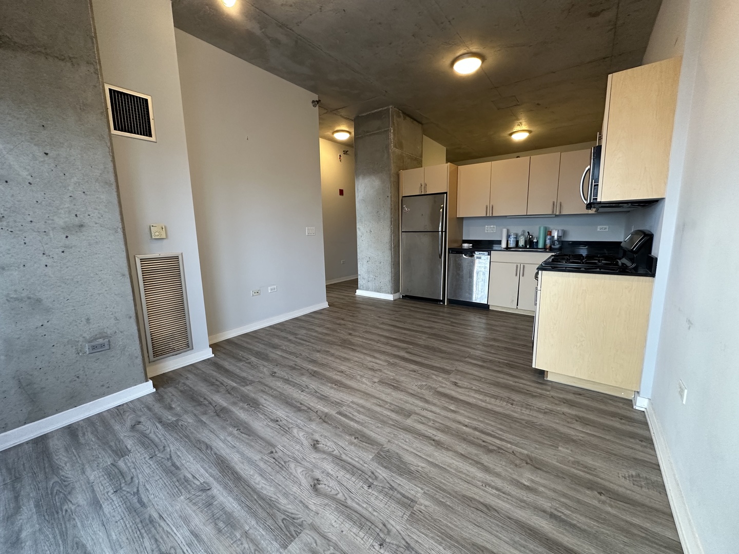 235 W Van Buren St #1804 Chicago, IL 60607