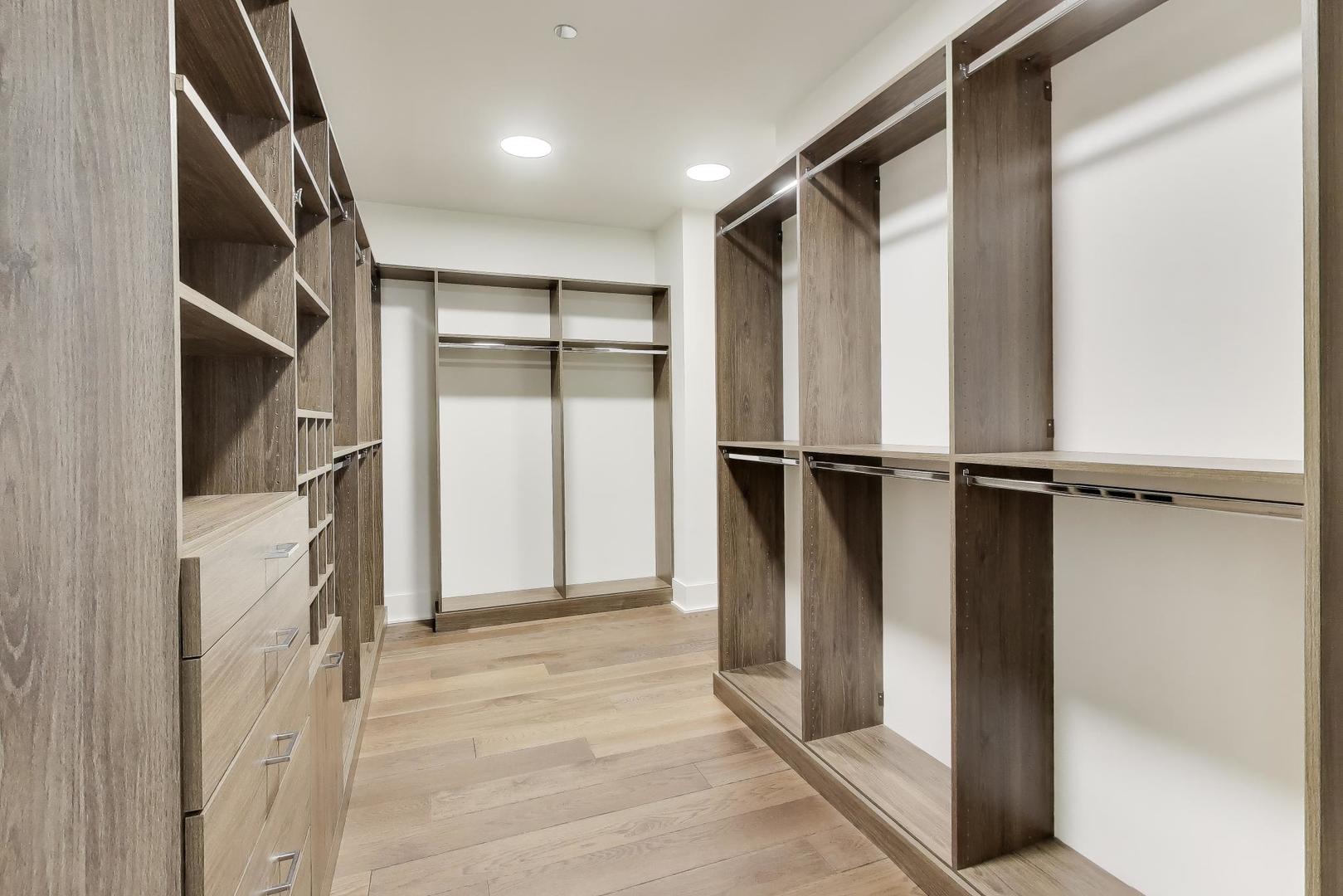 363 E Wacker Dr #5506 Chicago, IL 60601