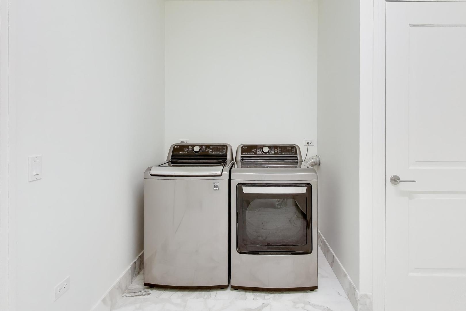 363 E Wacker Dr #5506 Chicago, IL 60601