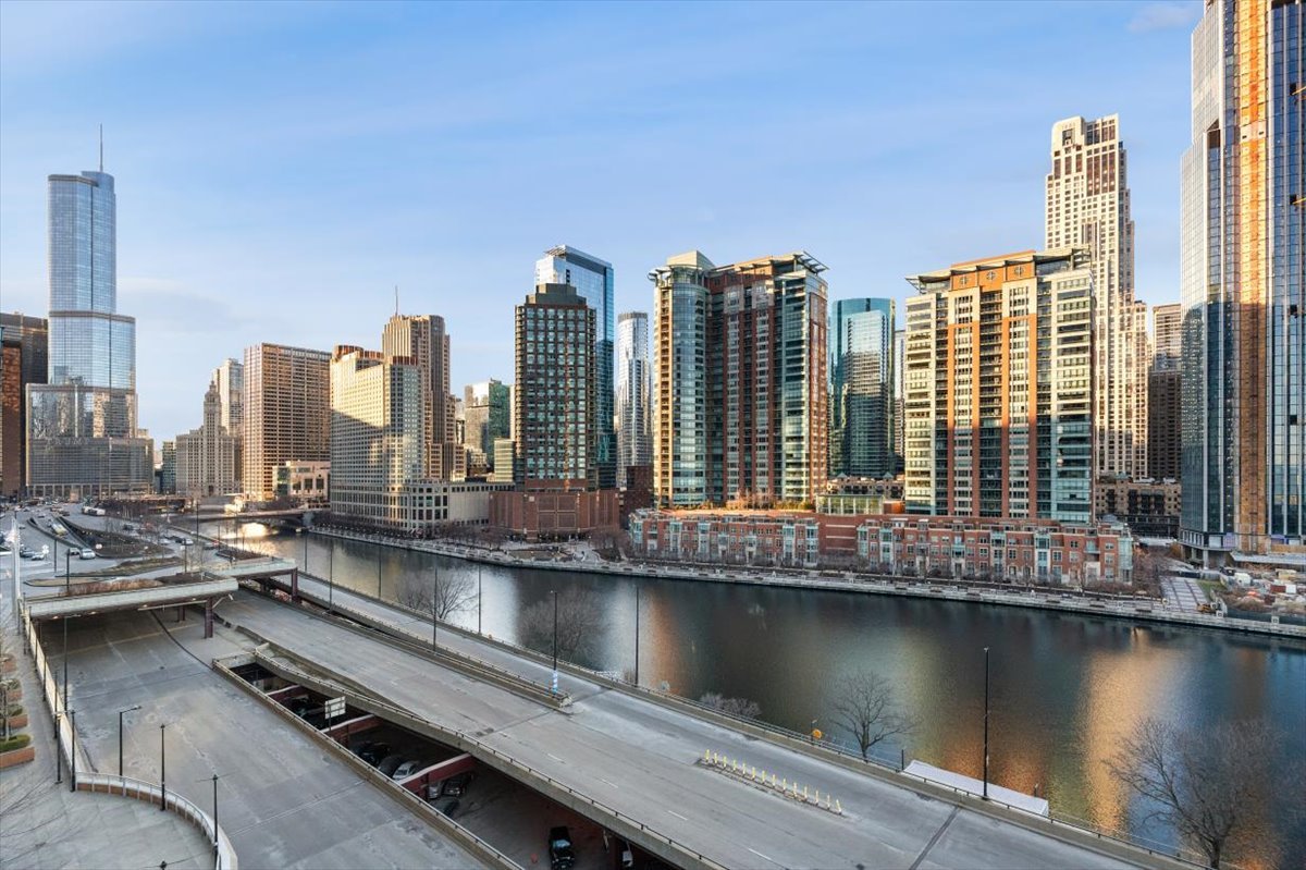 450 E Waterside Dr #501 Chicago, IL 60601