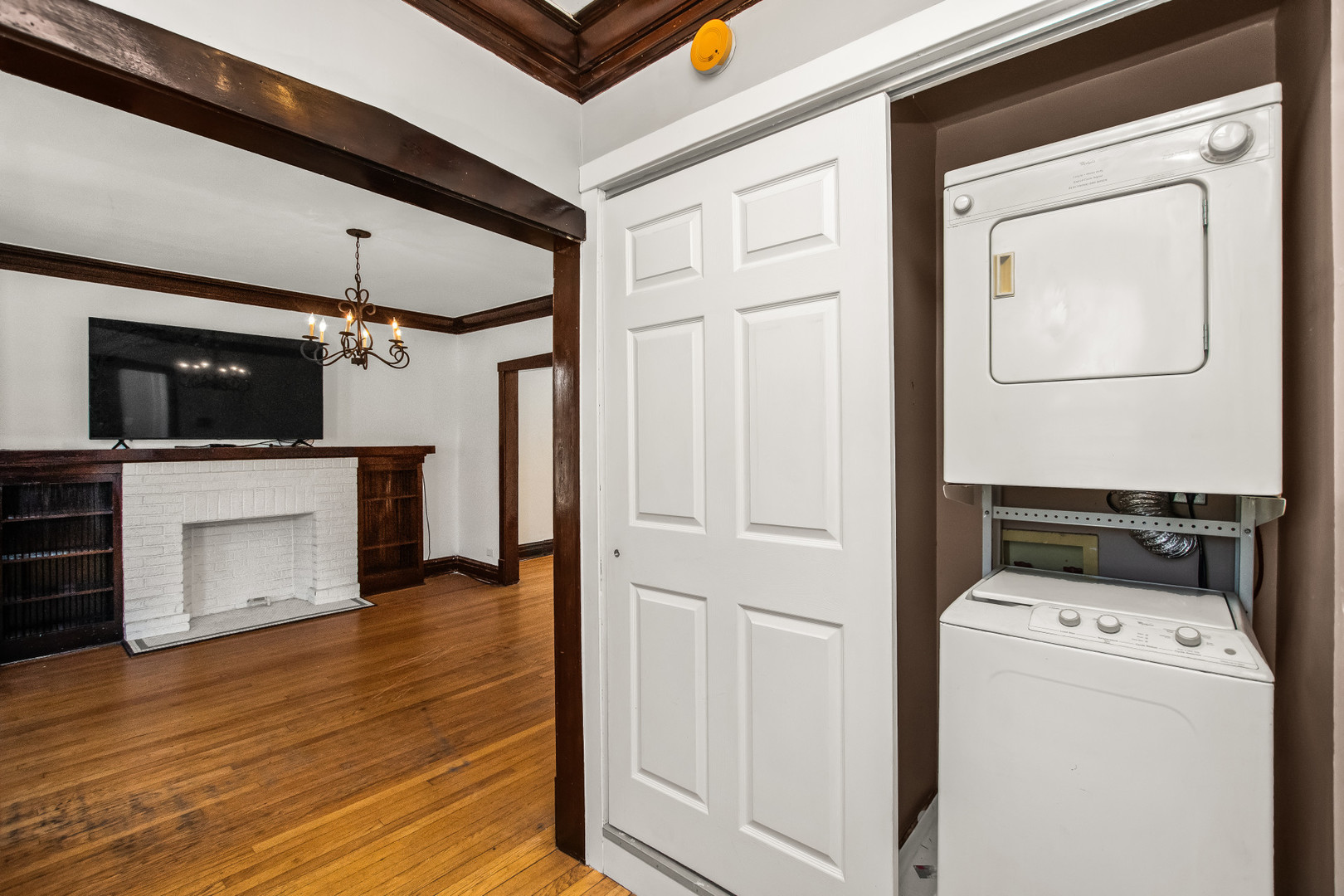 1003 S Oak Park Ave #5 Oak Park, IL 60304