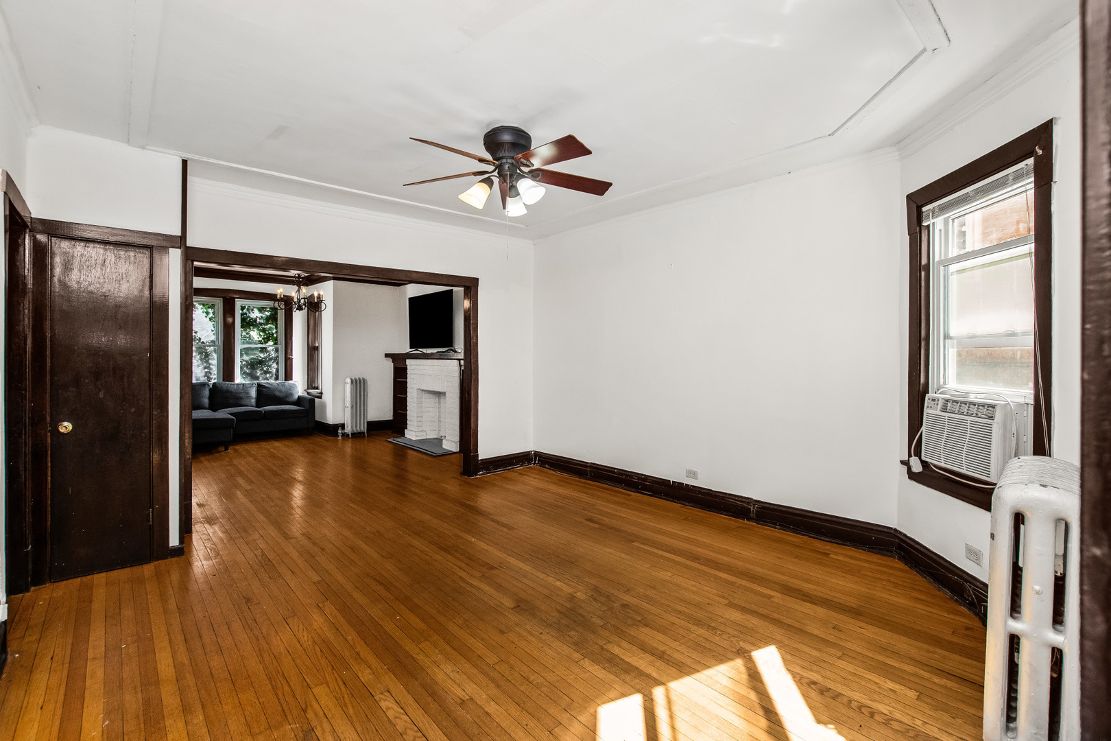 1003 S Oak Park Ave #5 Oak Park, IL 60304