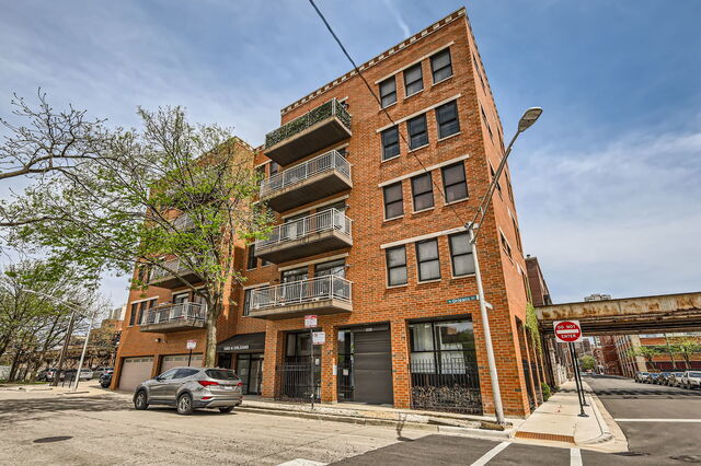 1405 N Orleans St #5N