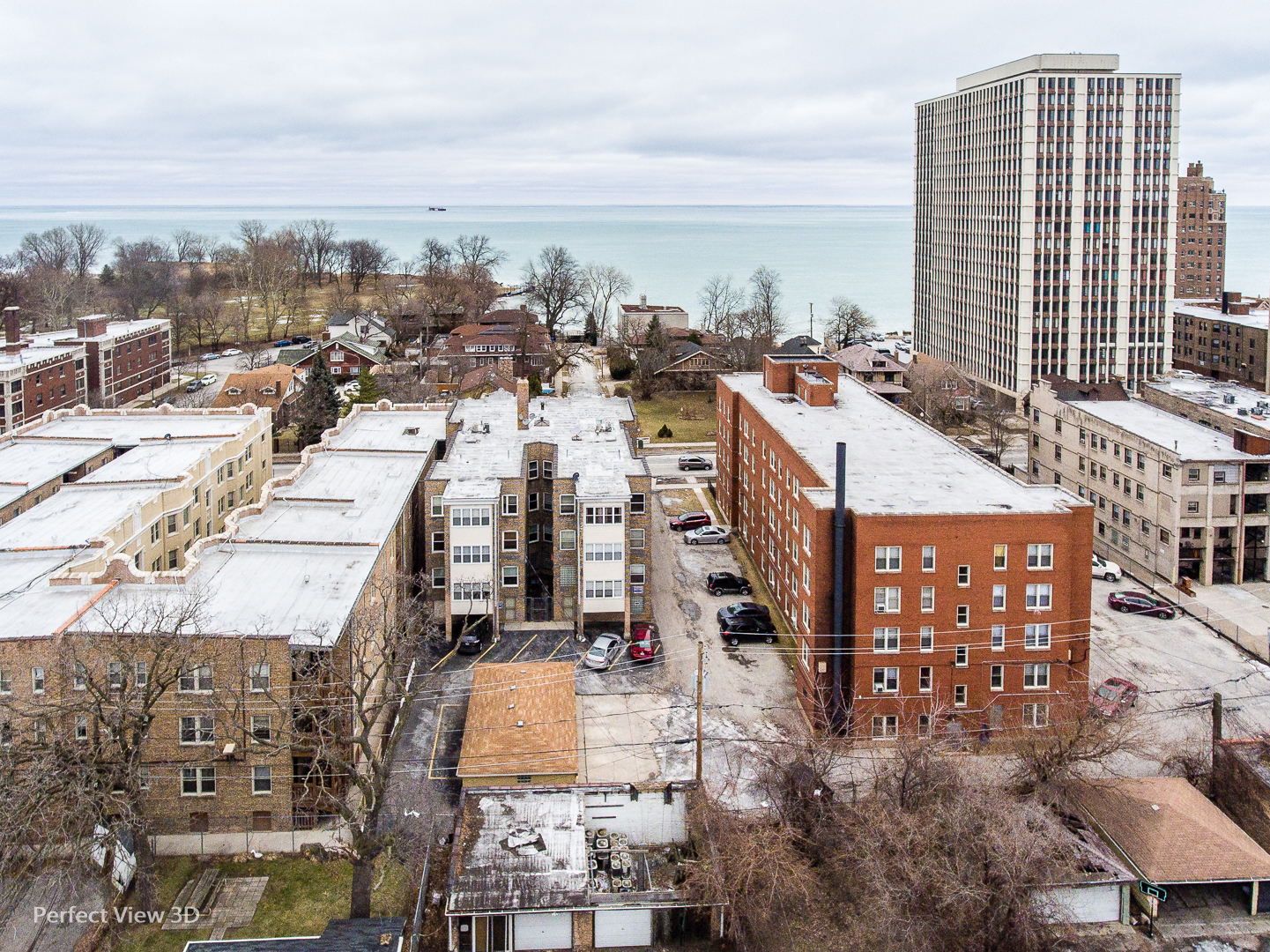 7216 S South Shr Dr #3 Chicago, IL 60649
