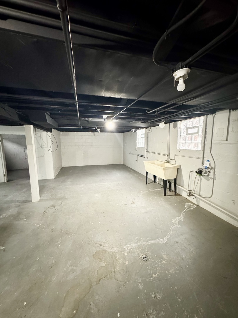 1317 N Raynor Ave Joliet, IL 60435