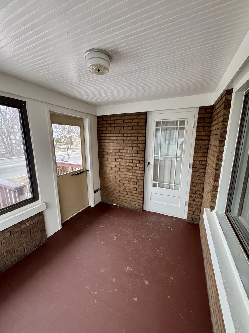 1317 N Raynor Ave Joliet, IL 60435