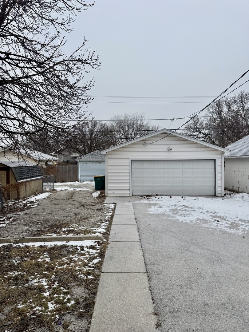 1317 N Raynor Ave Joliet, IL 60435