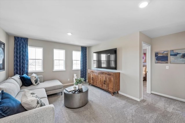 393 West Pt Cir