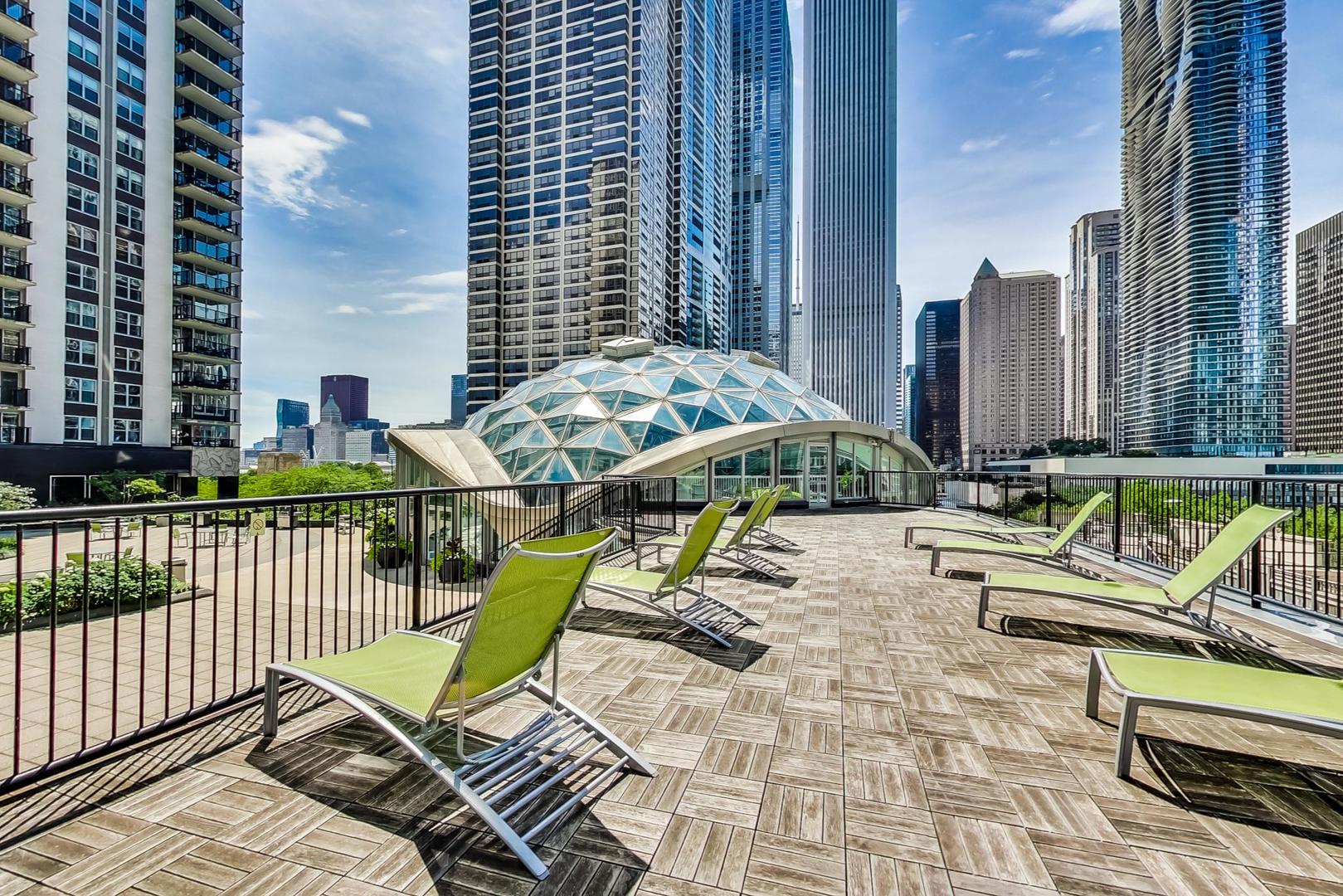 400 E randolph St #1611 Chicago, IL 60601