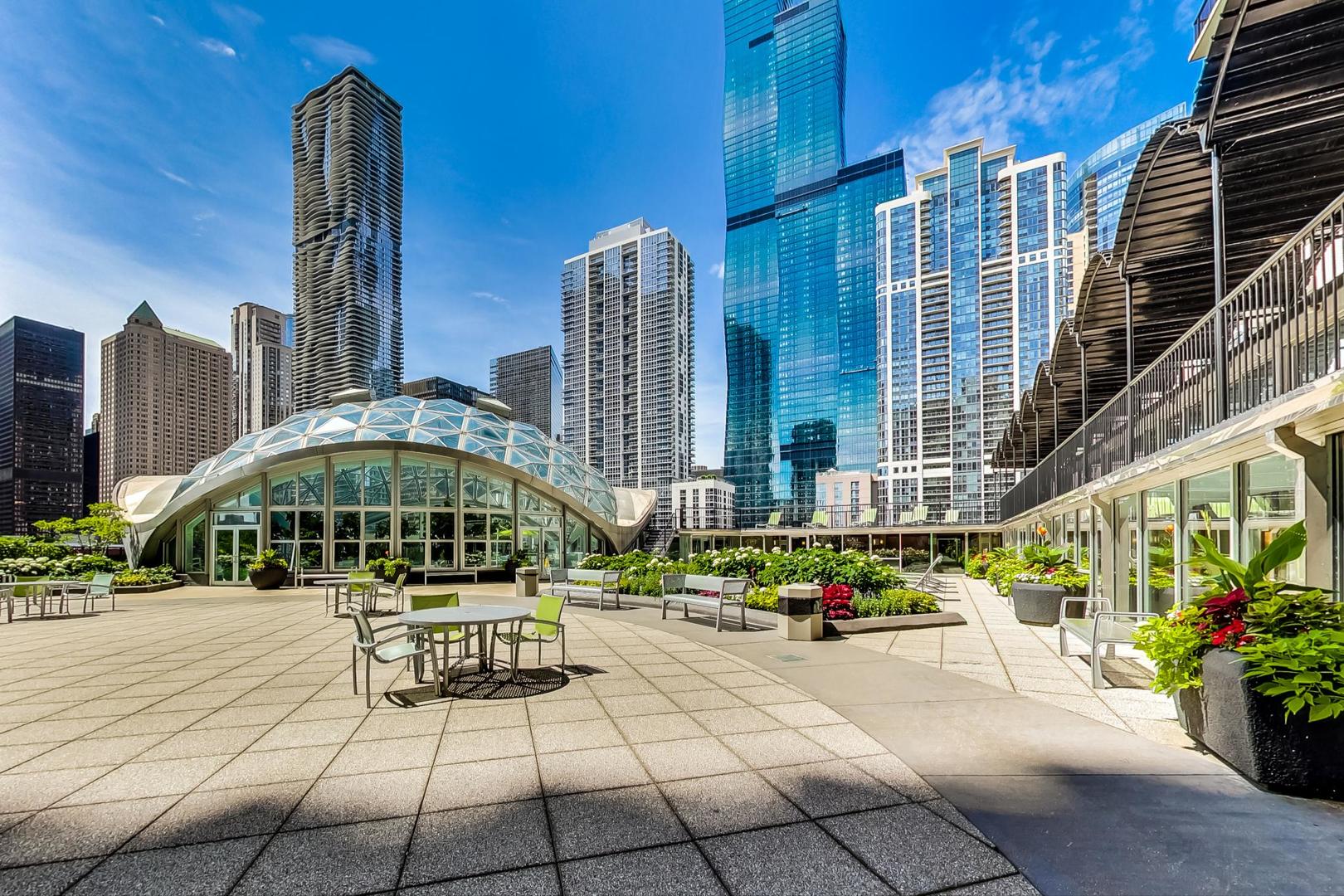 400 E randolph St #1611 Chicago, IL 60601