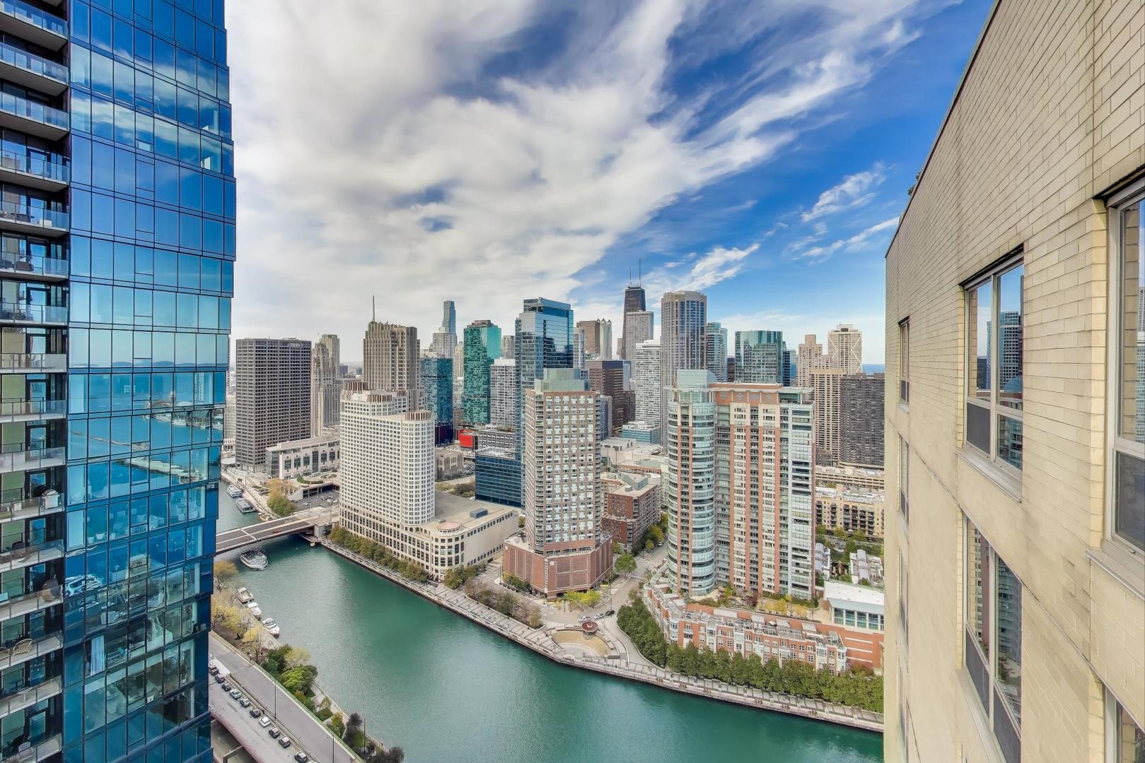 420 E Waterside Dr #3804 Chicago, IL 60601