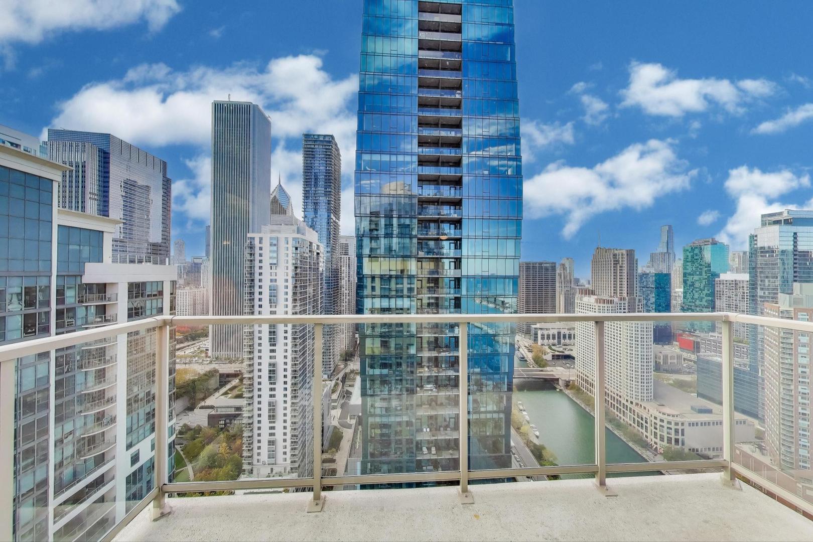 420 E Waterside Dr #3804 Chicago, IL 60601