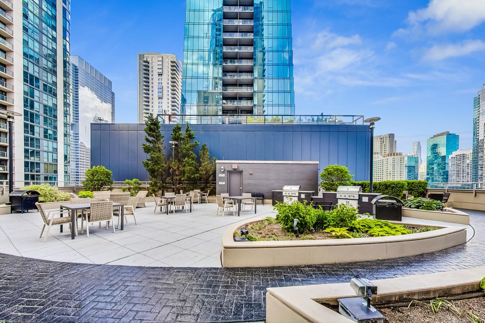 420 E Waterside Dr #3804 Chicago, IL 60601