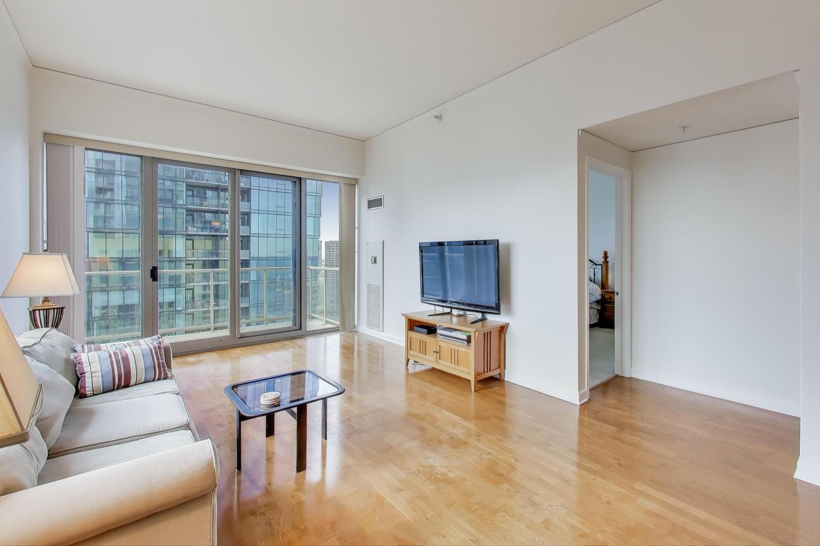 420 E Waterside Dr #3804 Chicago, IL 60601