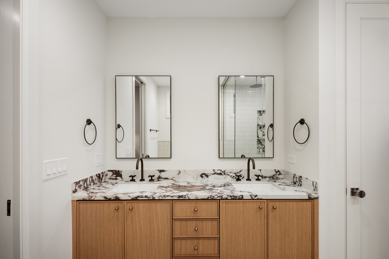 3617 N Magnolia Ave #1 Chicago, IL 60657