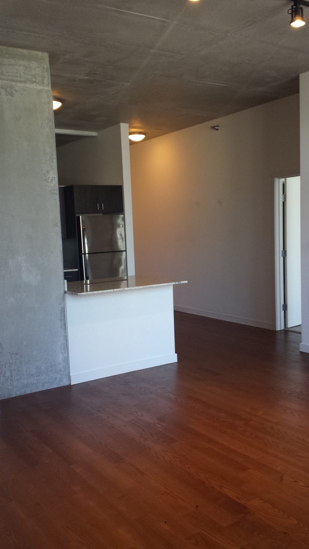 235 W Van Buren St #3422 Chicago, IL 60607