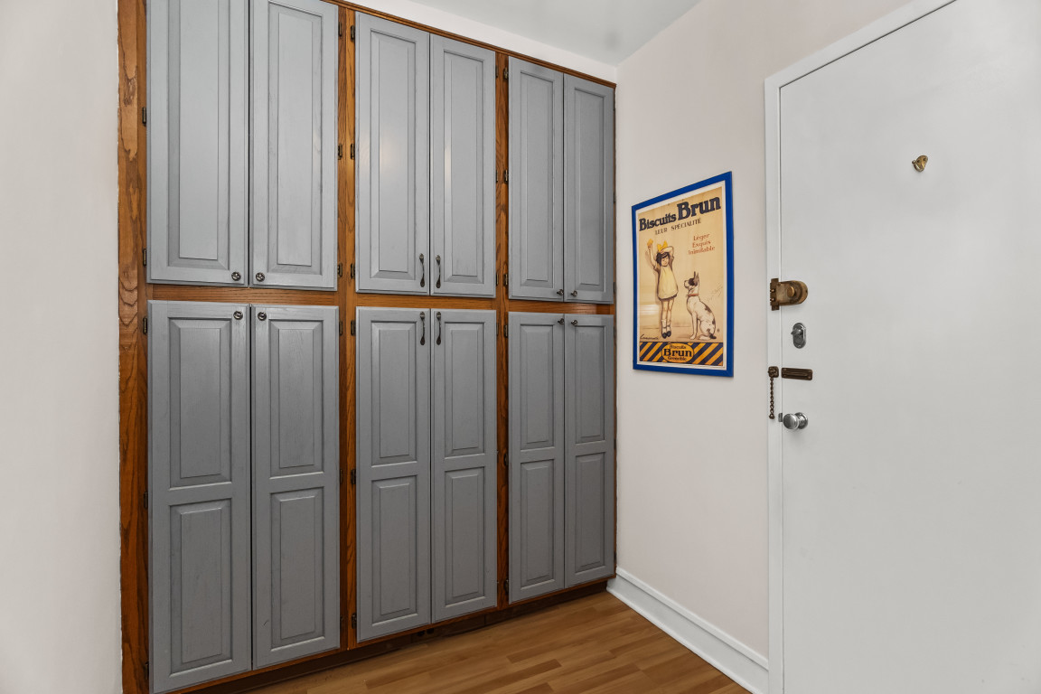 1585 Rdg Ave #506 Evanston, IL 60201