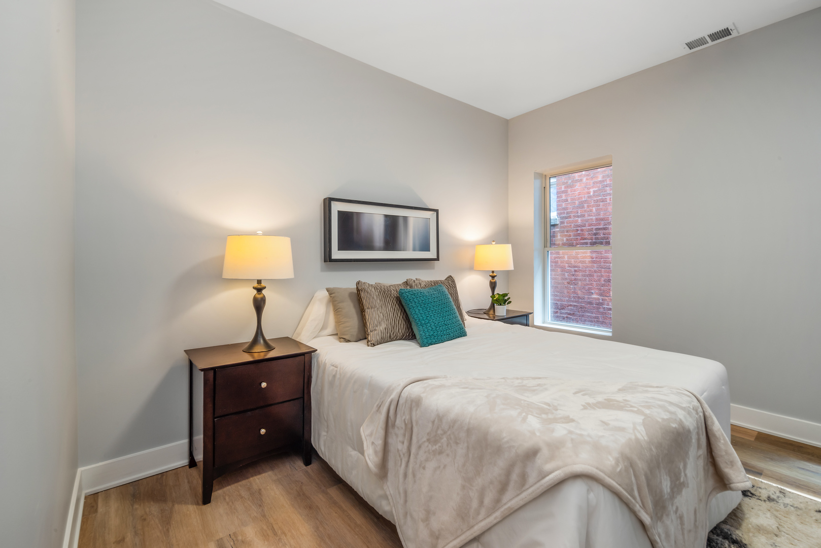 617 S Lombard Ave Oak Park, IL 60302