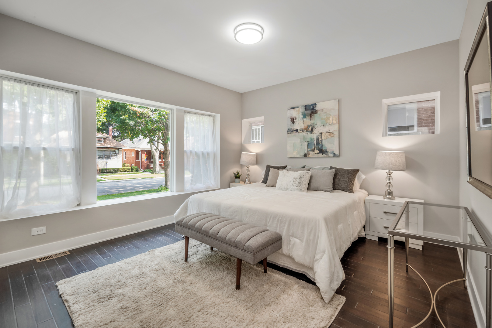 617 S Lombard Ave Oak Park, IL 60302