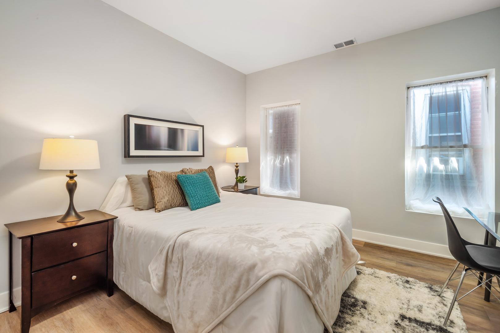 617 S Lombard Ave Oak Park, IL 60302