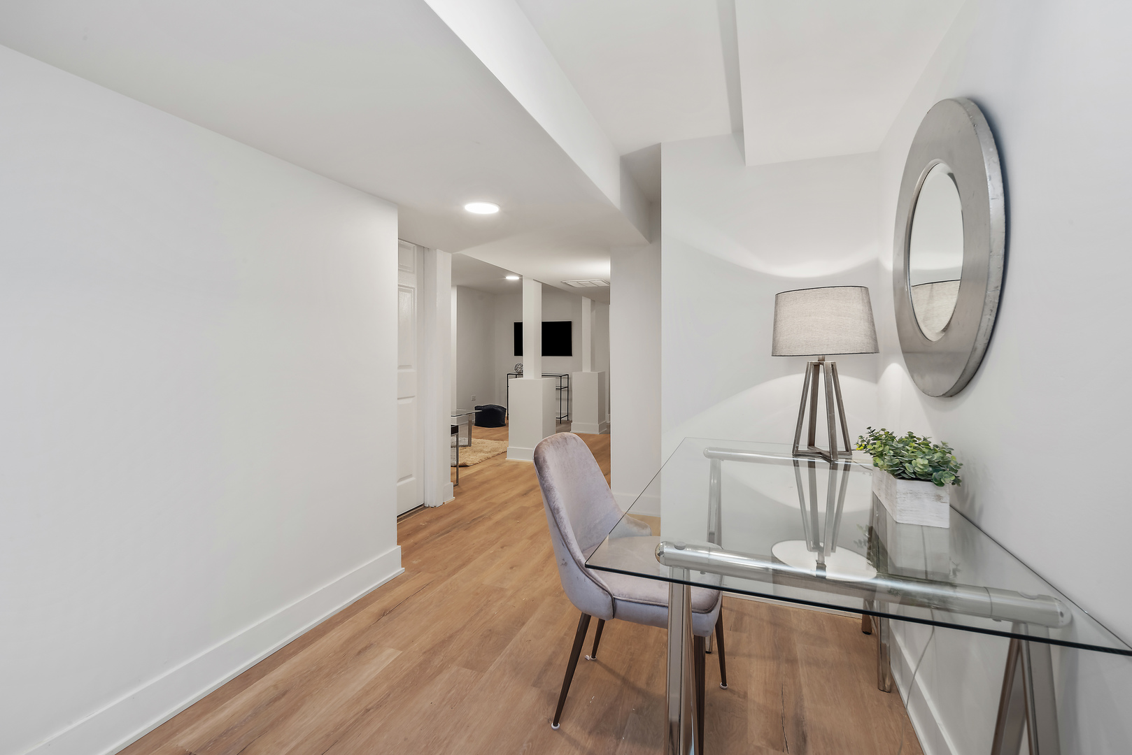 617 S Lombard Ave Oak Park, IL 60302